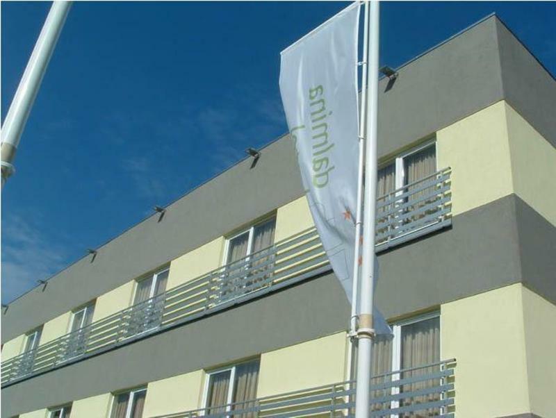 Hotel Mondo Сплит Екстериор снимка